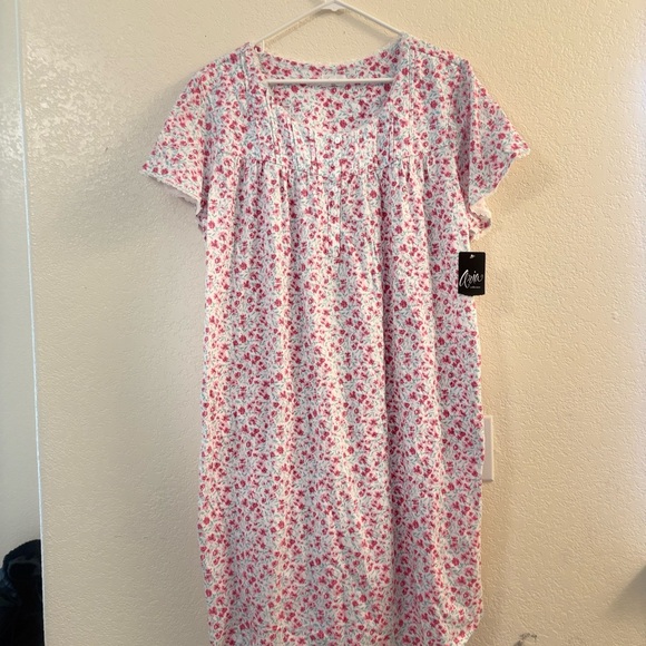 New Aria Collection Women’s Nightgown Size 2XPink Floral Short Sleeve Sleepwear - Picture 2 of 4